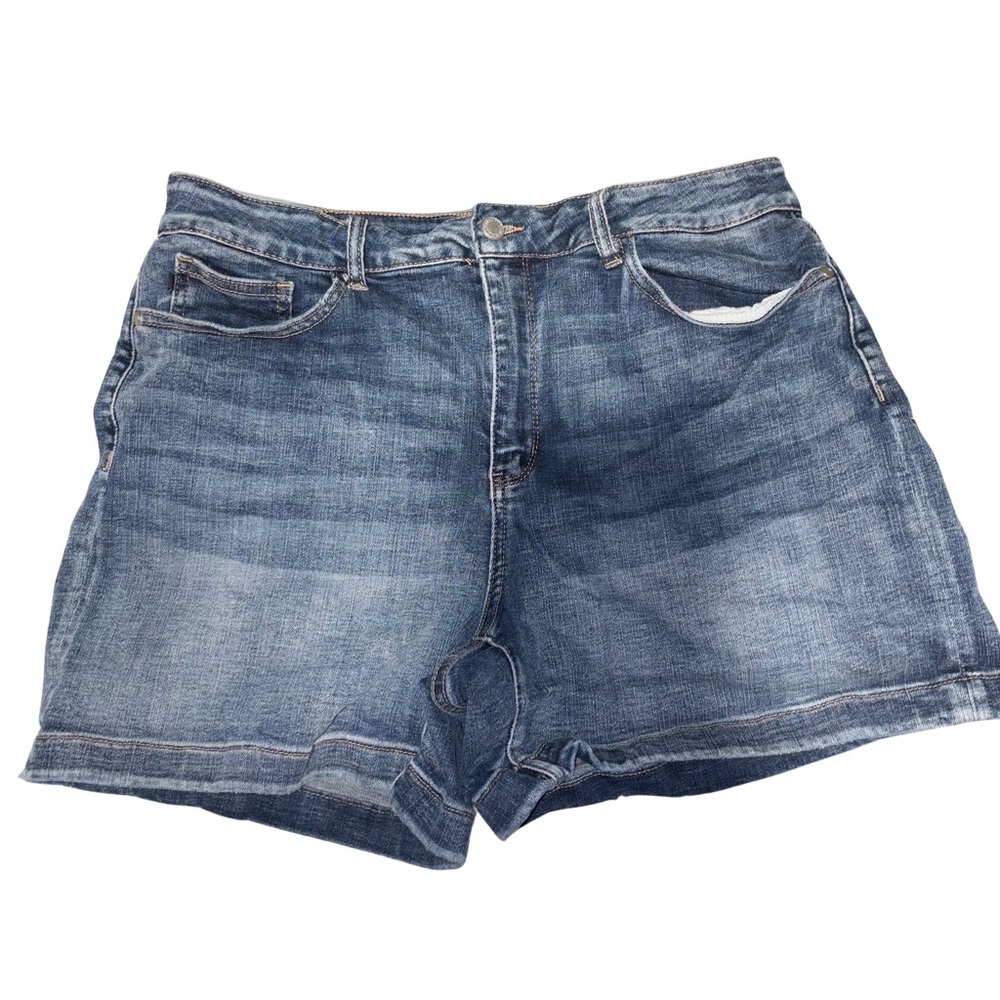 Judy Blue Women's Blue Jean Shorts